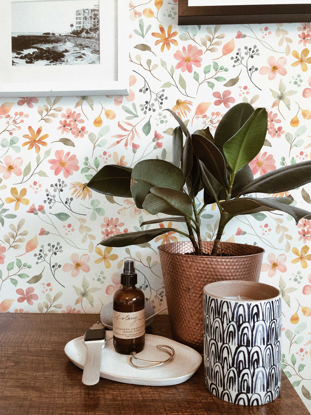 Spring Wildflower Wallpaper behind a rubber plant
